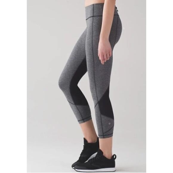 Lululemon Pace Rival Gray Crop Leggings 4 Workout Yoga Leisure Activewear 22" - Picture 4 of 11